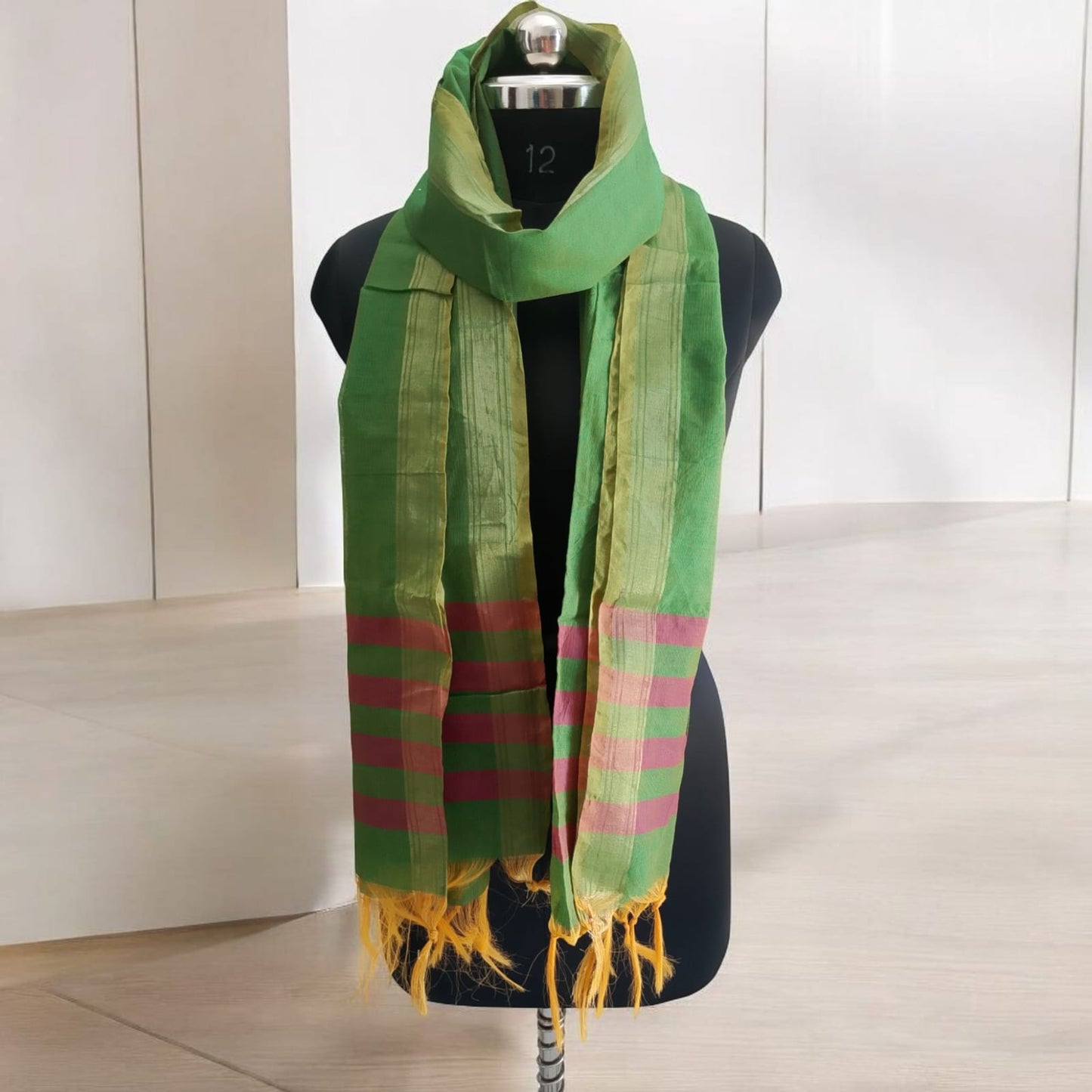Handwoven Elegance: Green & Gold Cotton Dupatta – Timeless, Lightweight & Sustainable